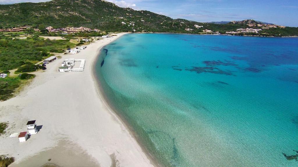 Appartamento Cala Reale, Piano Terra Marinella  Dış mekan fotoğraf