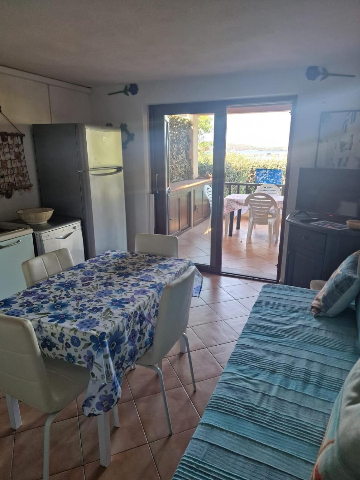 Appartamento Cala Reale, Piano Terra Marinella  Dış mekan fotoğraf